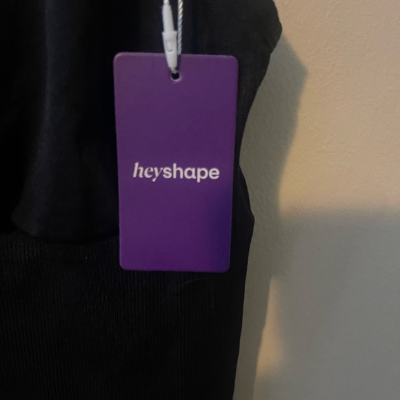 Hey shape black sculpting bodysuit  Sz md - Picture 6 of 7